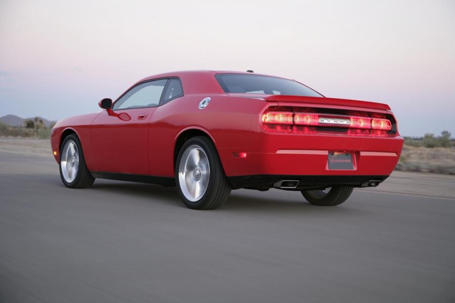  Dodge Challenger 2009 года  (фото 10 из 13)